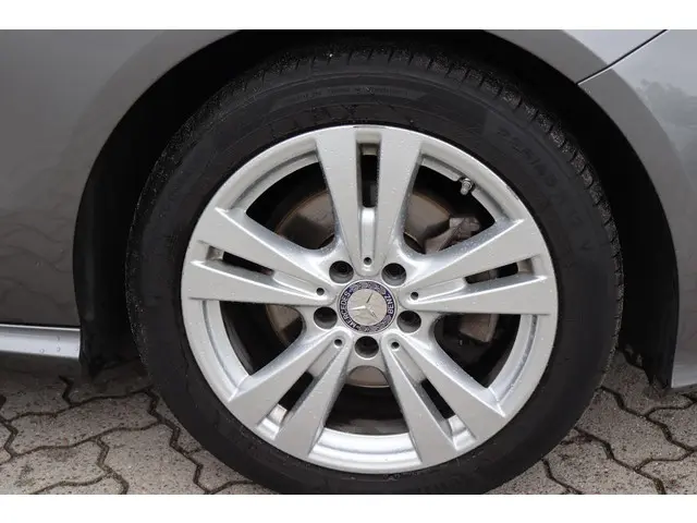 Mercedes-Benz A-Klasse 200 d Prestige 2016 Diesel 13