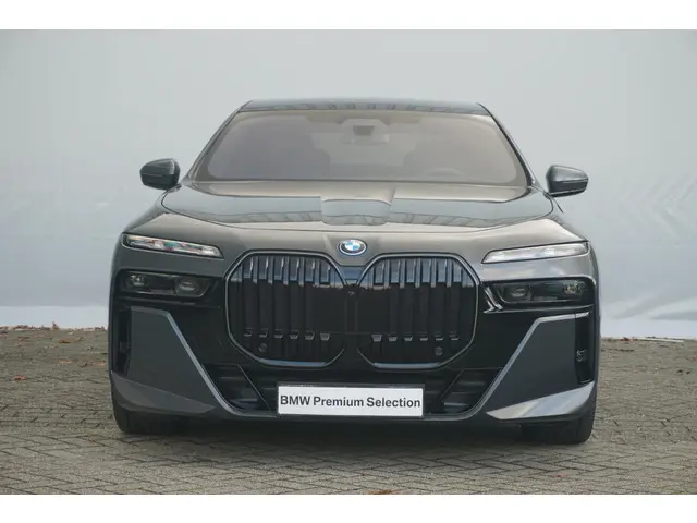 BMW 7 Serie 750e xDrive 2025 Hybride Benzine 3