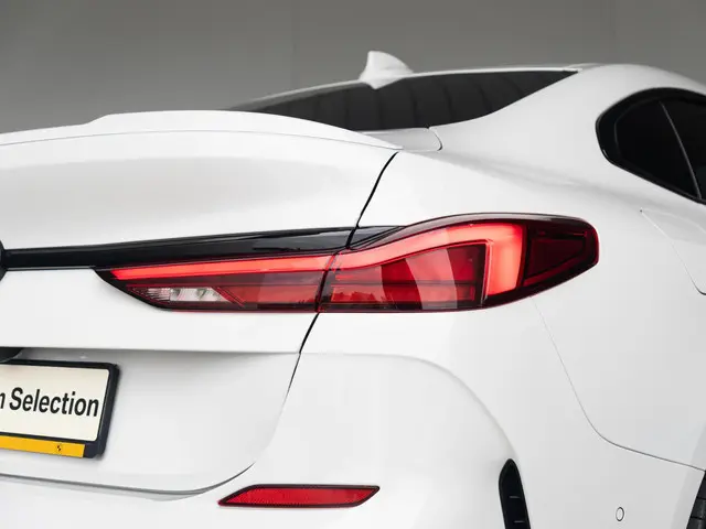 BMW 2 Serie Gran Coupé 220i 2023 Benzine 14