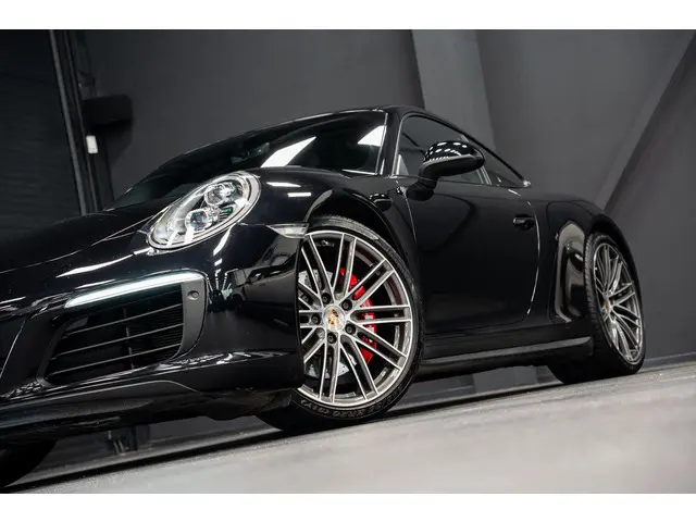 Porsche 911 3.0 Carrera 4S 2016 Benzine 14