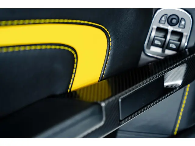 Aston Martin V12 Vantage S 2014 Benzine 54