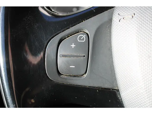 Renault Captur 0.9 TCe Dynamique 2015 Benzine 18