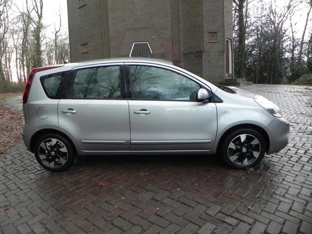 Nissan Note 1.4 Connect Edition 2012 Benzine 4