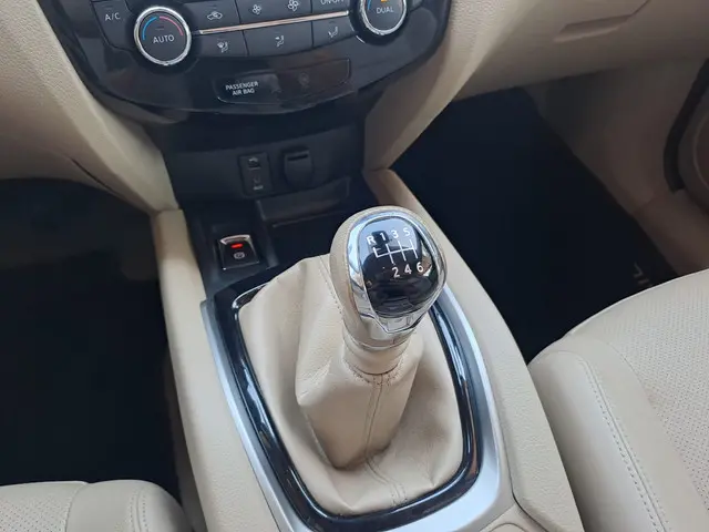 Nissan X-Trail 1.6 DIG-T Tekna 7p. 2017 Benzine 14