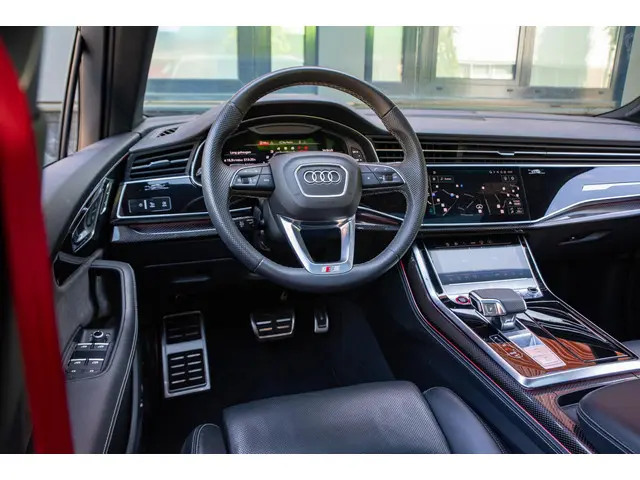 Audi Q7 4.0 TFSI SQ7 quattro 2022 Benzine 10