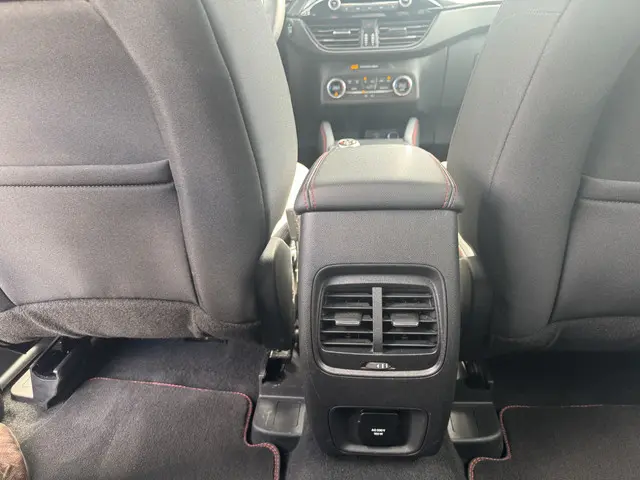 Ford Kuga 2.5 PHEV ST-Line 2020 Hybride Benzine 30