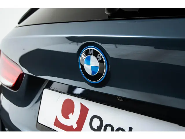 BMW X1 xDrive25e High Executive 2022 Hybride Benzine 30