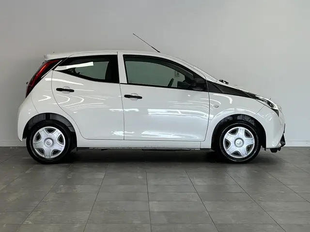 Toyota Aygo 1.0 VVT-i x-fun 2021 Benzine 7