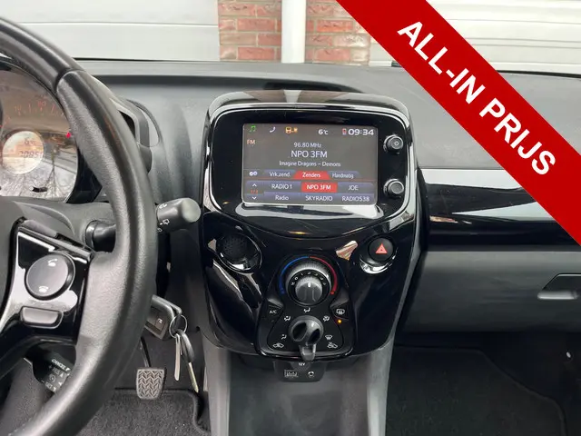 Peugeot 108 1.0 e-VTi Allure 2016 Benzine 21