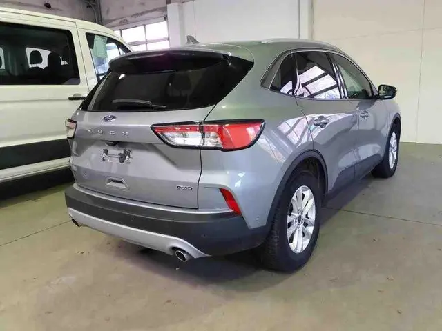 Ford Kuga 2.5 PHEV Titanium 2021 Hybride Benzine 6