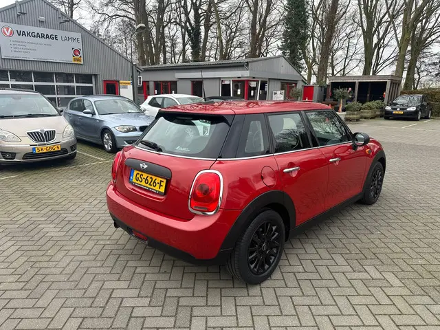 MINI One Mini 1.2 Business , navigatie 2015 Benzine 3