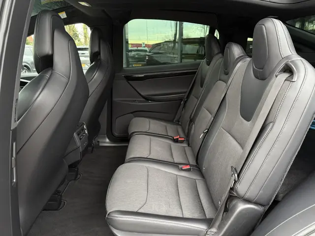 Tesla Model X 75D Aut. 2018 Elektrisch 16