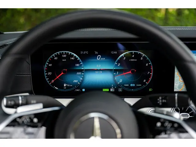 Mercedes-Benz E-Klasse Cabrio 200e 4MATIC 2021 Benzine 14