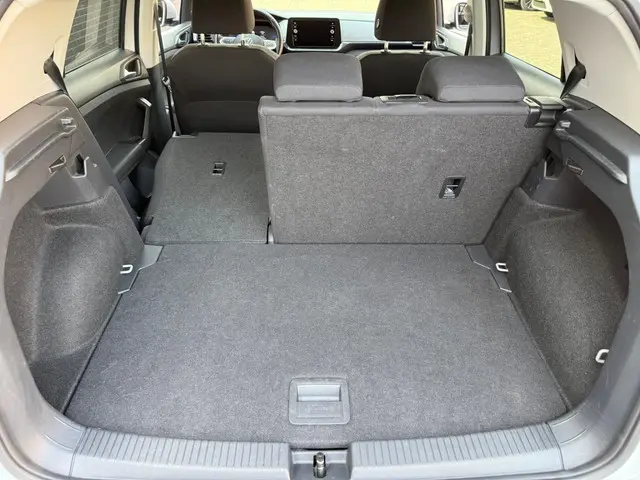 Volkswagen T-Cross 1.0 TSI Life Edition 2024 Benzine 24