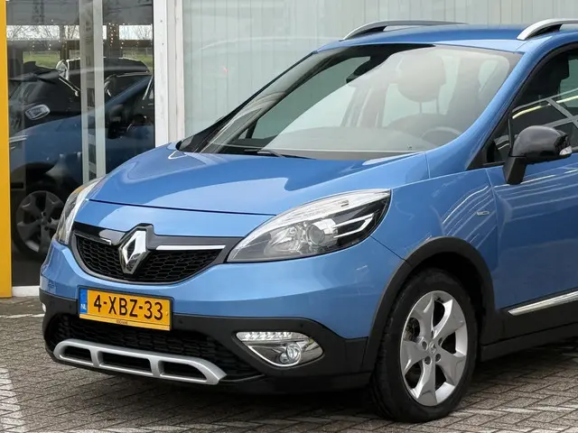 Renault Scénic Xmod 1.2 TCe Bose 2014 Benzine 5
