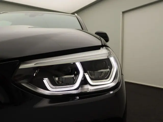 BMW X3 xDrive30e 2020 Hybride Benzine 6
