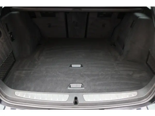 BMW 3 Serie Touring 318i M Sport Edition 2018 Benzine 15