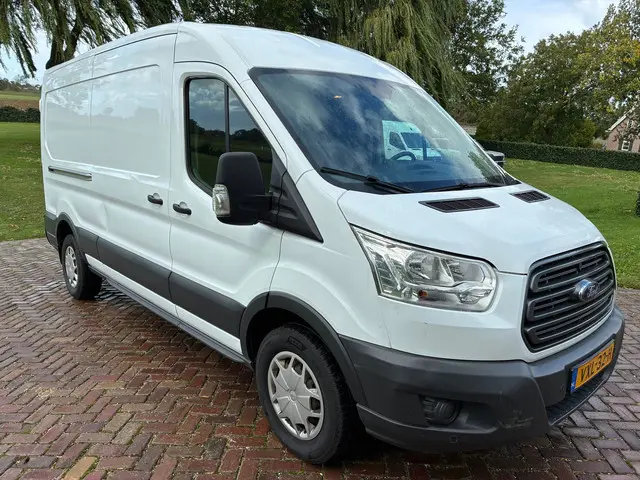 Ford Transit 2