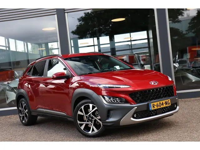 Hyundai Kona 1.6 Turbo 197 Pk 4WD Uniek! 2022 Benzine 3