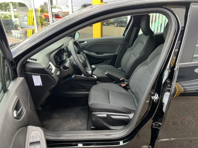 Renault Clio 1.0 TCe Zen 2021 Benzine 8