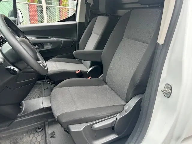 Citroën Berlingo 1.2 PureTech Club 2020 Benzine 11