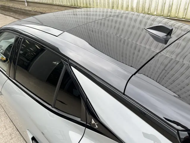 DS DS 4 E-Tense La Première 2022 Hybride Benzine 97