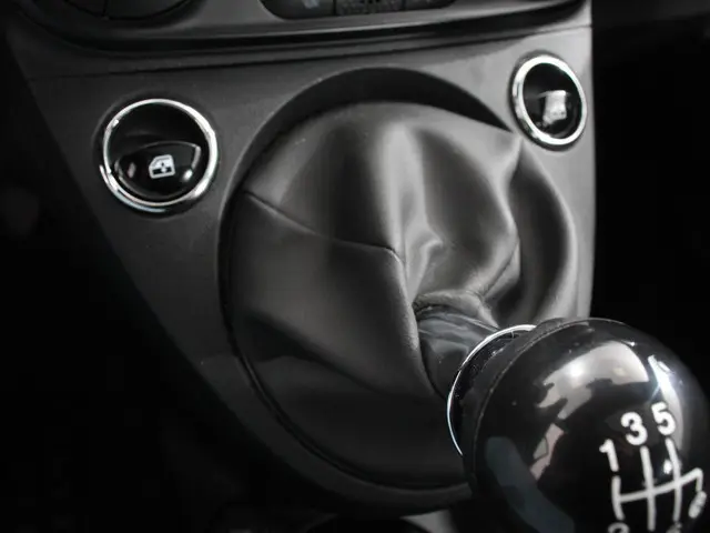 Fiat 500 1.0 Hybrid Dolcevita Finale 2024 Benzine 19
