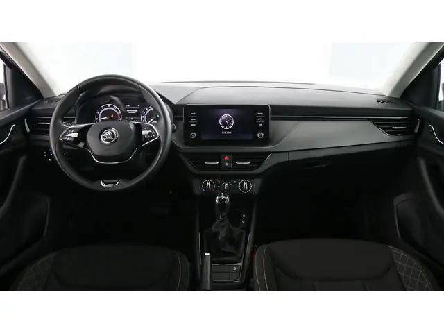 Škoda Scala 1.0 TSI 110pk Ambition DSG 2023 Benzine 32