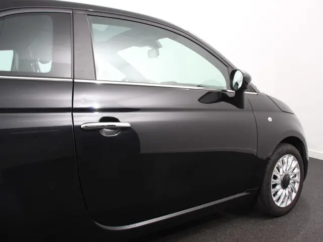 Fiat 500 1.0 Hybrid Dolcevita Finale 2024 Benzine 30
