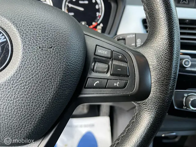 BMW X1 sDrive18i High Executive 2019 Benzine 30