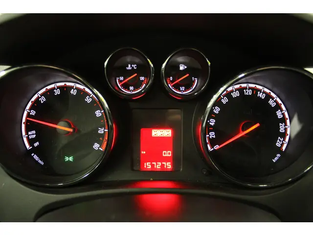 Opel Meriva 1.4 Berlin 2013 Benzine 16