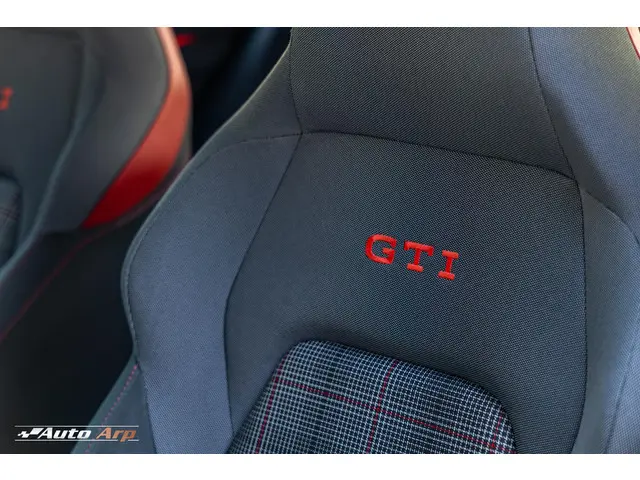 Volkswagen Golf 2.0 TSI GTI 2023 Benzine 21