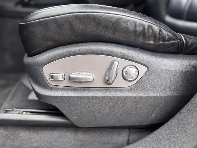 Porsche Cayenne 3.0 D Platinum Edition 2017 Diesel 16