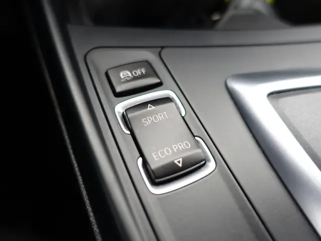 BMW 1 Serie 116i High Executive Aut- 2014 Benzine 14