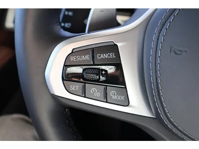 BMW X7 xDrive40i 2025 Benzine 20