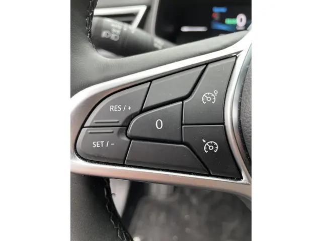 Mitsubishi Colt 1.6 HEV Intense 2024 Hybride Benzine 16