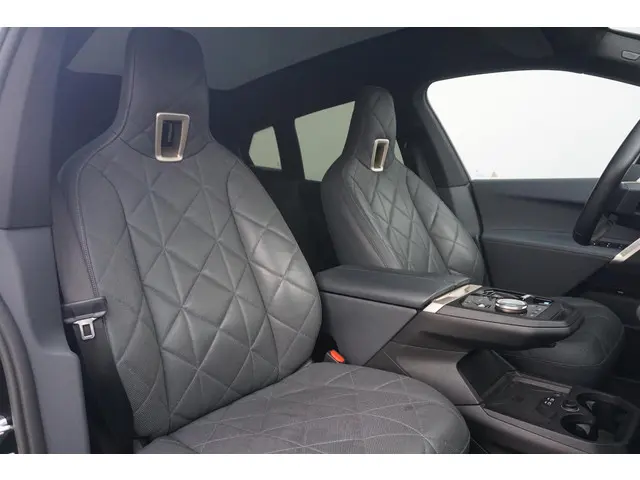 BMW iX xDrive40 2023 Elektrisch 6