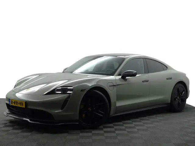 Porsche Taycan Performance 84kwh 2021 Elektrisch 32