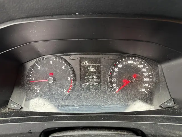 Volkswagen Transporter 2.0 TDI L1H1 2016 Diesel 11