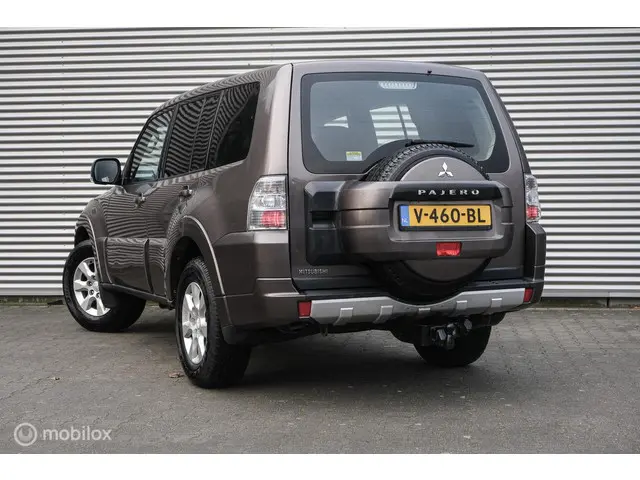 Mitsubishi Pajero 3.2 DI-D Instyle 2013 Diesel 14