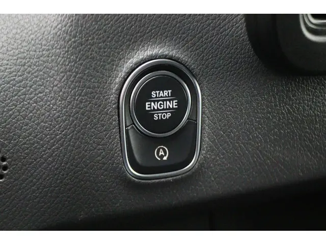 Mercedes-Benz Sprinter 317 CDI Aut. L2H1 2022 Diesel 35