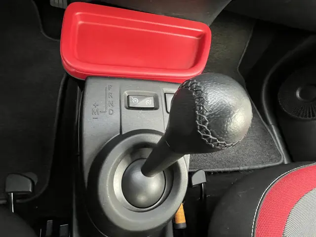 Renault Twingo SCe Collection 2017 Benzine 16