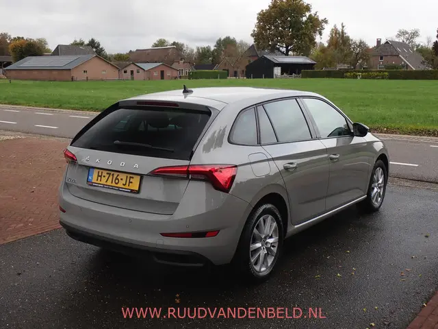 Škoda Scala 1.5TSI DSG7 2020 Benzine 4