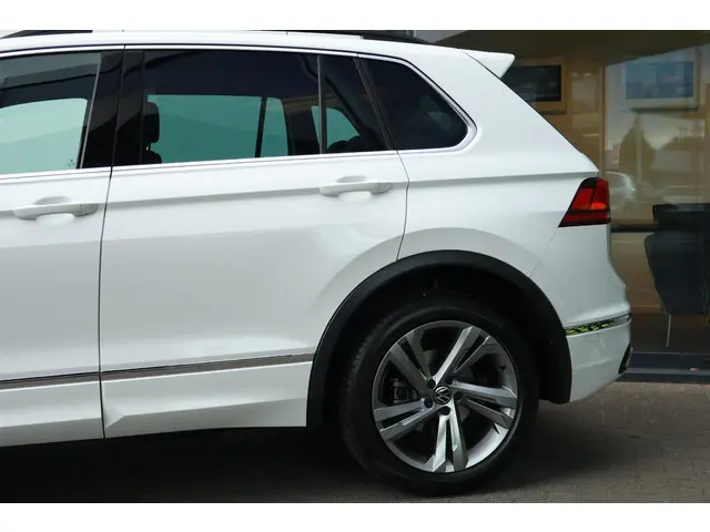 Volkswagen Tiguan 1.5 TSI R-Line Business+ 2024 Benzine 7