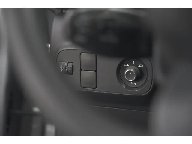 Citroën C3 PureTech 110 EAT6 Max 2024 Benzine 35
