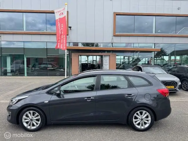 Kia cee'd Sportswagon 1.0 T-GDi DynamicLine 2018 Benzine 2