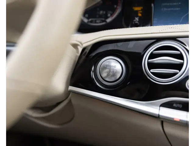 Mercedes-Benz S-Klasse AMG 65 Lang 2016 Benzine 100