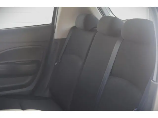 Mitsubishi Space Star 1.2 Cool+ 2021 Benzine 10
