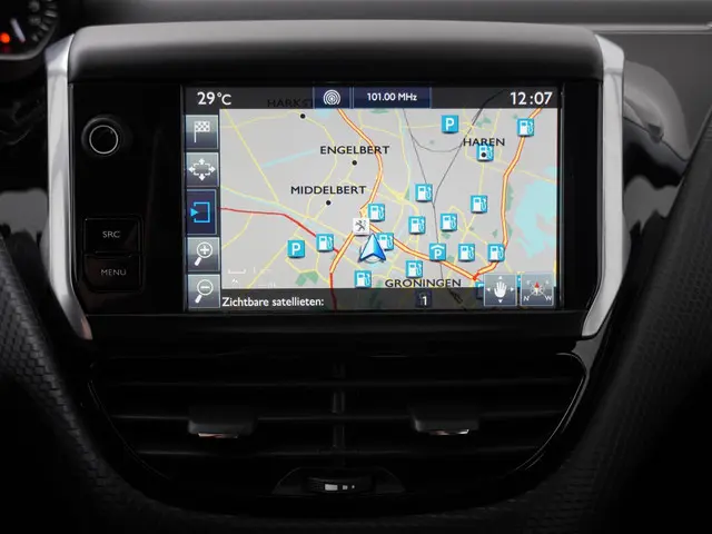 Peugeot 2008 1.2 PureTech Active 2017 Benzine 18