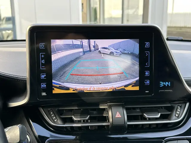 Toyota C-HR 1.8 Hybrid Style 2018 Hybride Benzine 19